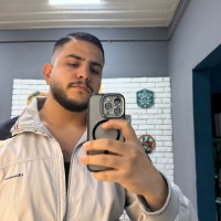 Adam, Online Seller